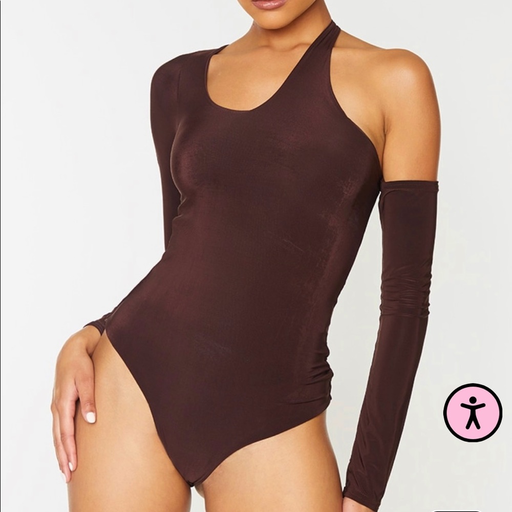 Prettylittlething chocolate slinky strap detail long sleeve bodysuit. Sz 8, NWT.